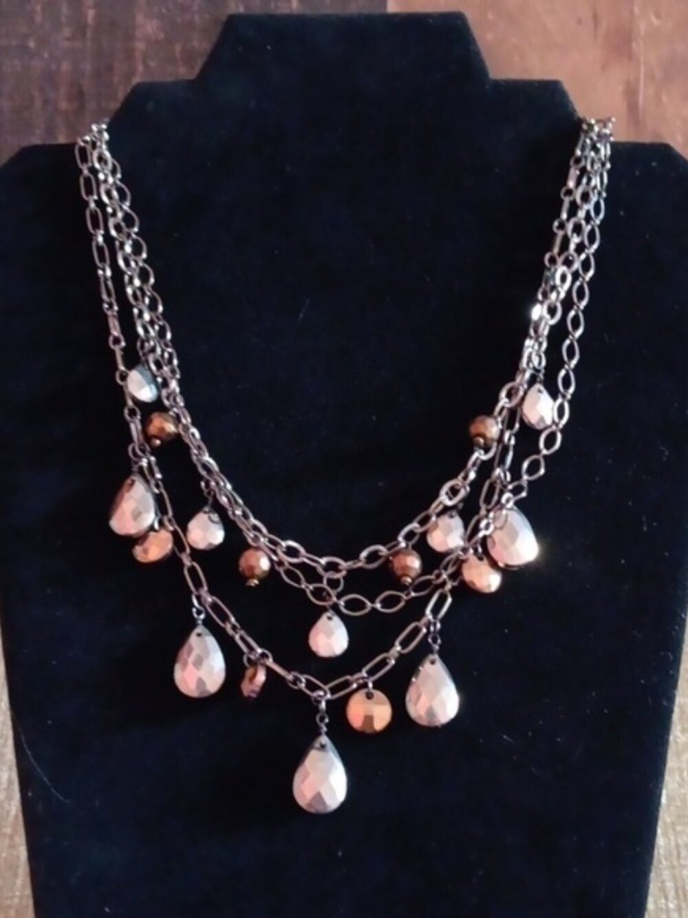 Dark Tri Strand Textured Chain Copper and Gray Teardrop Faceted Necklace